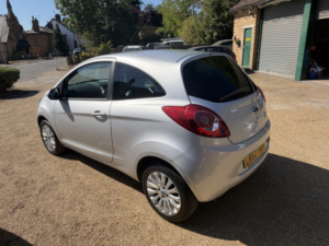 2012 Ford Ka 1.2 Zetec Low Mileage Air Con Low Tax Just £35 A Year in Silver — image 4
