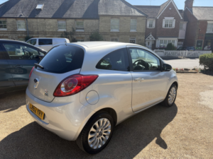2012 Ford Ka 1.2 Zetec Low Mileage Air Con Low Tax Just £35 A Year in Silver — image 6