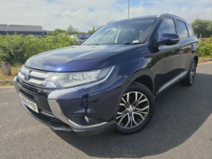 2016 Mitsubishi Outlander 2.2 Di-D Gx3 Auto 4WD Euro 6 5dr in Blue — image 3