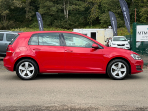 2015 Volkswagen Golf 1.4 Tsi Bluemotion Tech Match Hatchback 5dr Petrol Manual Euro 6 (s/s) (125 Ps) in Red — image 4