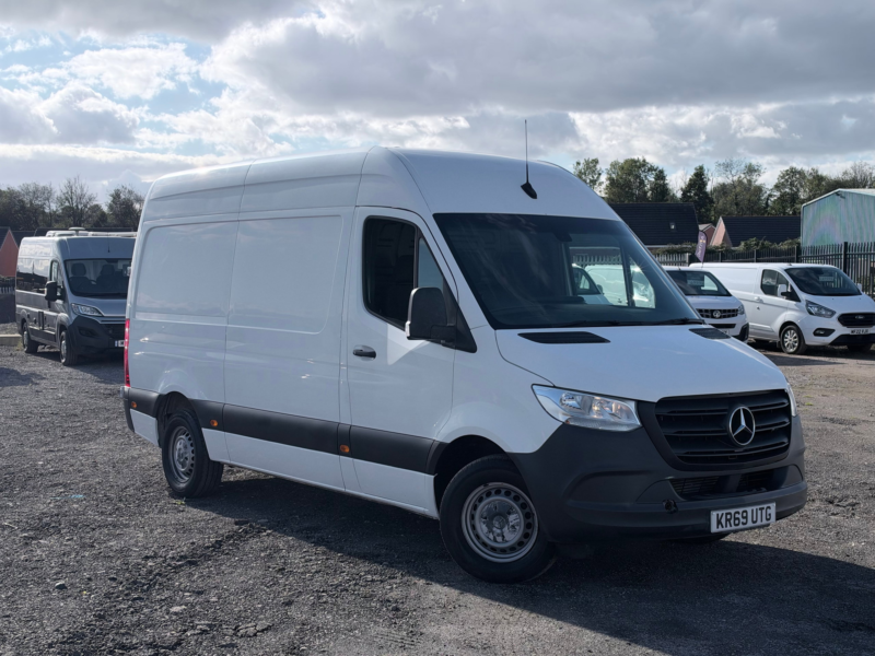 2019 Mercedes-Benz Sprinter 2.1 316 Cdi Panel Van 5dr Diesel Manual Rwd L2 H2 Euro 6 (163 Ps) in White — image 1