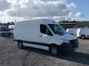 2019 Mercedes-Benz Sprinter 2.1 316 Cdi Panel Van 5dr Diesel Manual Rwd L2 H2 Euro 6 (163 Ps) in White — image 5