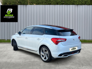 2016 Ds Automobiles Ds 5 2.0 Bluehdi Prestige in White — image 5