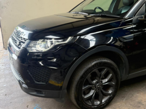 2018 Land Rover Discovery Sport 2.0 Td4 Landmark Auto 4WD Euro 6 (s/s) 5dr in Black — image 4