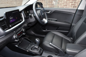 2024 Kia Stonic 1.0 T-Gdi Mhev 3 SUV 5dr Petrol Hybrid Manual Euro 6 (s/s) (98 Bhp) in Grey — image 4