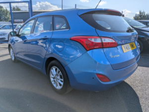 2016 Hyundai I30 1.6 I30 Tr Se 1.6 Crdi 110ps Bd in Blue — image 3
