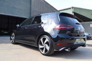 2018 Volkswagen Golf 2.0 Tsi Gti Performance in Black — image 6