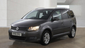 2011 Volkswagen Touran 2.0 Tdi Se DSG Euro 5 5dr in Grey — image 2
