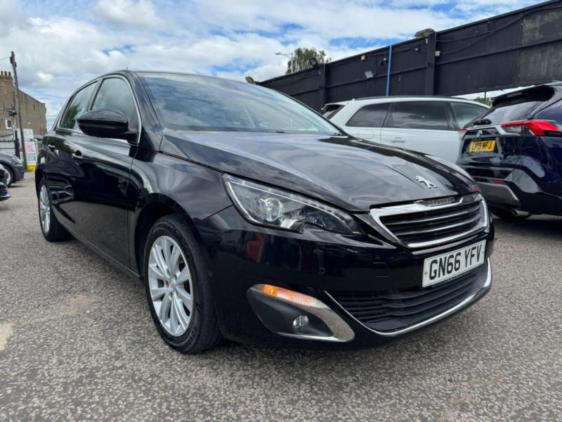 2016 Peugeot 308 1.6 Bluehdi Allure Euro 6 (s/s) 5dr in Black — image 1