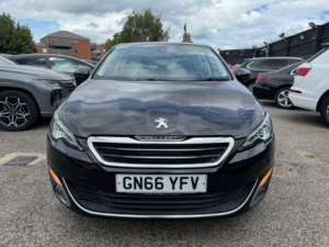 2016 Peugeot 308 1.6 Bluehdi Allure Euro 6 (s/s) 5dr in Black — image 4