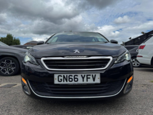 2016 Peugeot 308 1.6 Bluehdi Allure Euro 6 (s/s) 5dr in Black — image 6