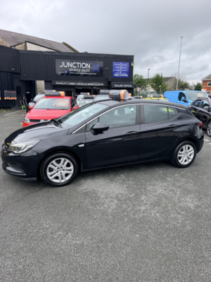 2016 Vauxhall Astra