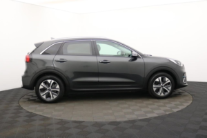 2022 Kia Niro 64kwh 2 SUV 5dr Electric Auto (201 Bhp) in Grey — image 2