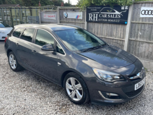 2013 Vauxhall Astra 2.0 Cdti Sri Sports Tourer Auto Euro 5 5dr in Grey — image 2