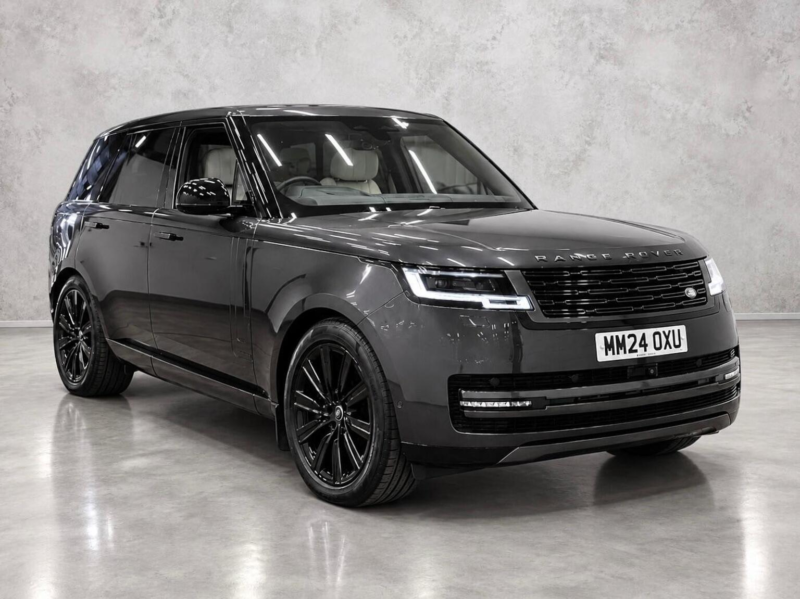 2024 Land Rover Range Rover 3.0 P460e 38.2kwh Autobiography Auto 4WD Euro 6 (s/s) 5dr in Grey — image 1