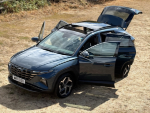 2022 Hyundai Tucson 1.6 T-Gdi 13.8kwh Ultimate Auto 4WD Euro 6 (s/s) 5dr in Blue — image 5