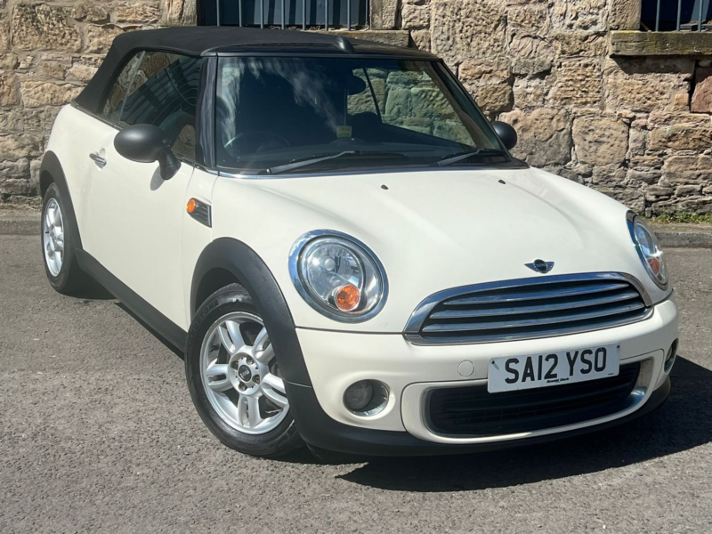2012 MINI Convertible 1.6 One Convertible 2dr Petrol Manual Euro 5 (98 Ps) in White — image 1