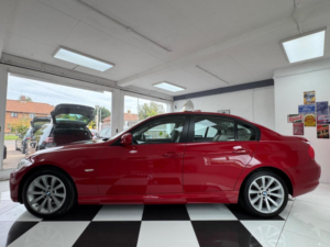2010 BMW 3 Series 2.0 318i Se Business Edition Euro 5 4dr in Red — image 4