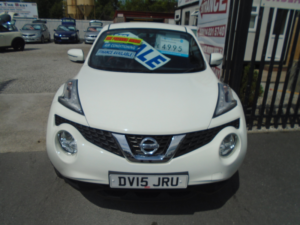 2015 Nissan Juke 1.6 Visia SUV 5dr Petrol Manual Euro 5 (94 Ps) in White — image 2