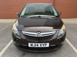 2014 Vauxhall Zafira Tourer 1.4 T 16v Sri in Brown — image 3