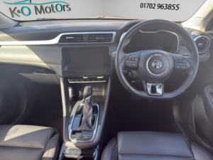 2022 MG MG Zs 1.0 T-Gdi Exclusive Auto Euro 6 5dr in Orange — image 2