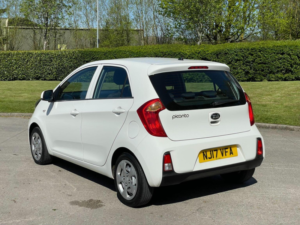 2017 Kia Picanto 1.0 1 Air Euro 6 5dr in White — image 5