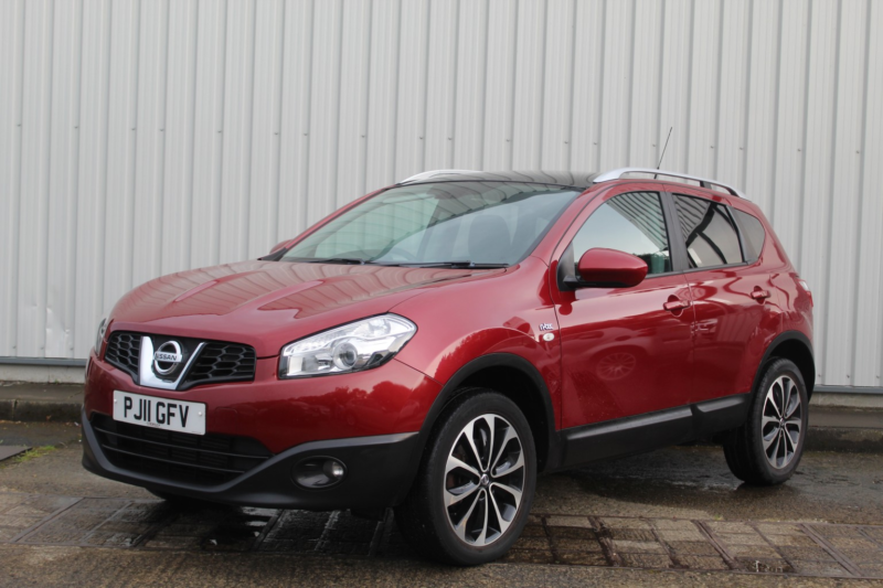 2011 Nissan Qashqai 1.5 Dci N-Tec in Red — image 1