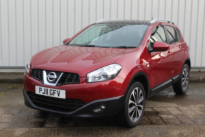 2011 Nissan Qashqai 1.5 Dci N-Tec in Red — image 3
