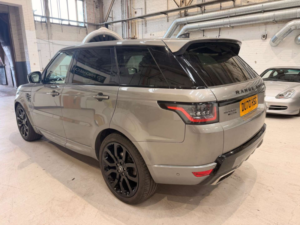 2020 Land Rover Range Rover Sport 3.0 Range Rover Sport Autobiography Dynamic Sdv6 Auto 4WD 5dr in Silver — image 3