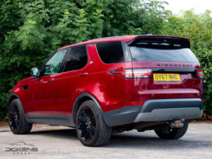 2017 Land Rover Discovery 2.0 Sd4 Hse Luxury Auto 4WD Euro 6 (s/s) 5dr in Red — image 5