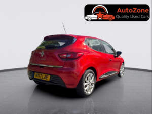 2017 Renault Clio 1.2 Dynamique Nav 1.2 16v 75 in Red — image 5