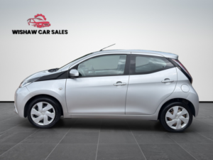 2016 Toyota Aygo 1.0 Vvt-I X-Play in Silver — image 4