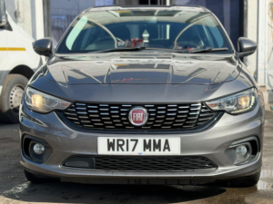 2017 Fiat Tipo 1.4 T-Jet Easy Plus Euro 6 (s/s) 5dr in Grey — image 5