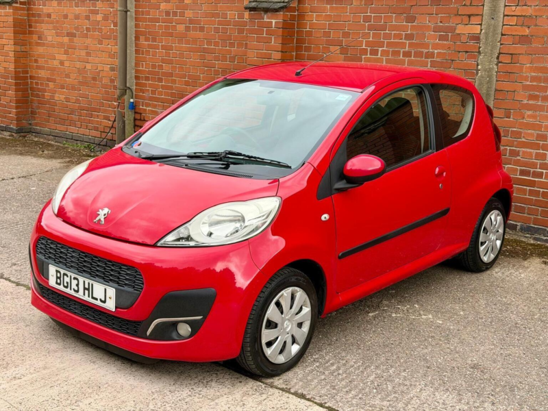 2013 Peugeot 107 1.0 12v Active Euro 5 3dr in Red — image 1
