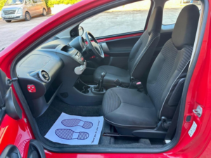 2013 Peugeot 107 1.0 12v Active Euro 5 3dr in Red — image 6