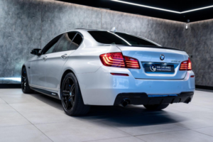 2016 BMW 5 Series 3.0 535d M Sport Auto Euro 6 (s/s) 4dr in Silver — image 6