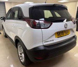 2019 Vauxhall Crossland X 1.2 Se SUV 5dr Petrol Manual Euro 6 (83 Ps) in White — image 3