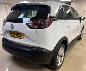 2019 Vauxhall Crossland X 1.2 Se SUV 5dr Petrol Manual Euro 6 (83 Ps) in White — image 4
