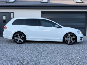 2016 Volkswagen Golf 2.0 Tsi Bluemotion Tech R in White — image 4