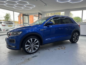 2020 Volkswagen T-Roc 1.5 Tsi Evo R-Line DSG Euro 6 (s/s) 5dr in Blue — image 2
