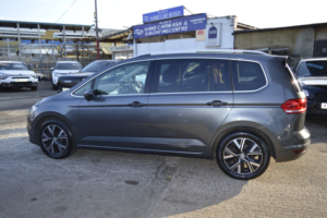 2019 Volkswagen Touran 1.5 Tsi Evo Sel in Grey — image 5