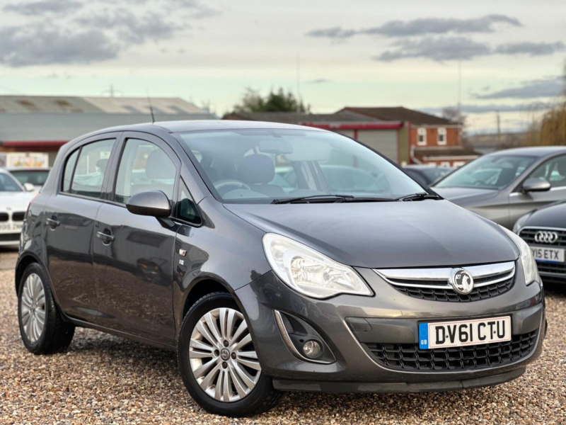 2011 Vauxhall Corsa 1.2 16v Excite Euro 5 5dr (a/c) in Grey — image 1