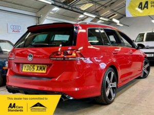 2015 Volkswagen Golf 2.0 Tsi Bluemotion Tech R DSG 4motion Euro 6 (s/s) 5dr in Red — image 4