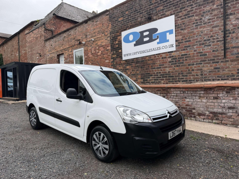 2017 Citroen Berlingo 1.6 Berlingo 625 Enterprise Blue Hdi 5dr in White — image 1