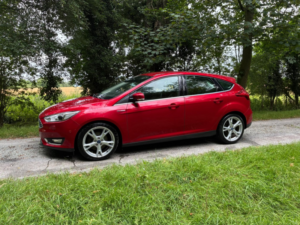 2015 Ford Focus 1.5 T Ecoboost Titanium X in Red — image 4