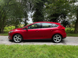 2015 Ford Focus 1.5 T Ecoboost Titanium X in Red — image 5