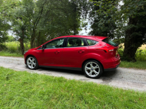 2015 Ford Focus 1.5 T Ecoboost Titanium X in Red — image 6