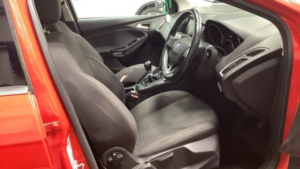 2015 Ford Focus 1.0 T Ecoboost Titanium Red 5dr Satnav+low Tax+8 Stamps in Red — image 5