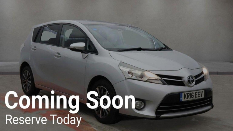 2016 Toyota Verso 1.6 D-4d Design Euro 6 (s/s) 5dr (7 Seat) in Silver — image 1