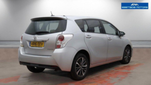 2016 Toyota Verso 1.6 D-4d Design Euro 6 (s/s) 5dr (7 Seat) in Silver — image 5